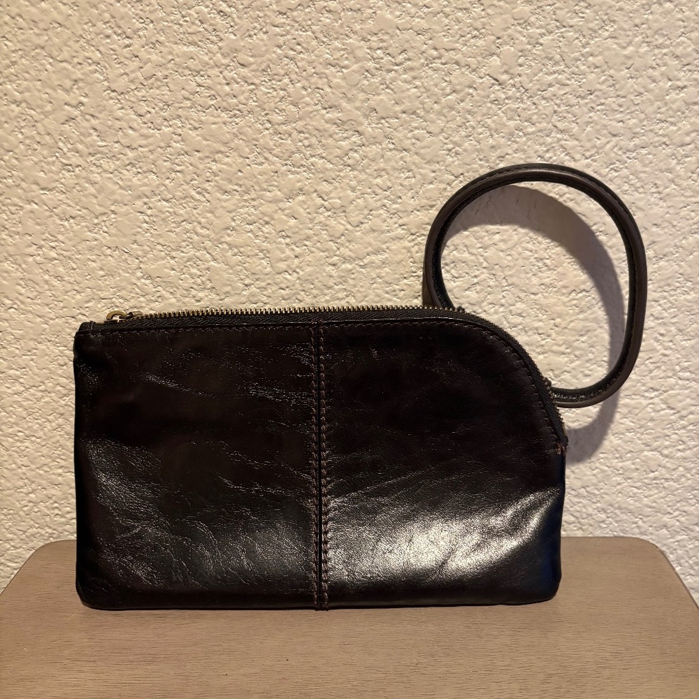 Hobo Sable Wristlet,
